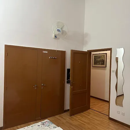 Konukevi Rooms77 Centro Storico 3*