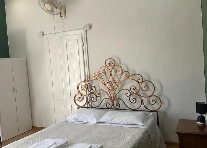 Rooms77 Centro Storico 3* Floransa