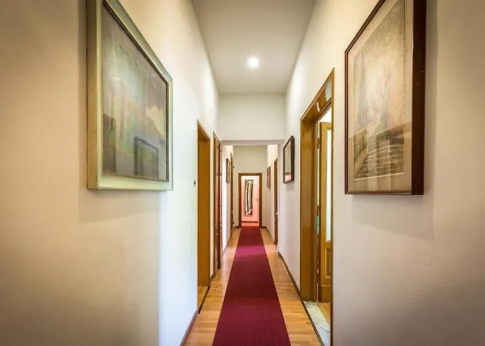 게스트하우스 Rooms77 Centro Storico 3*