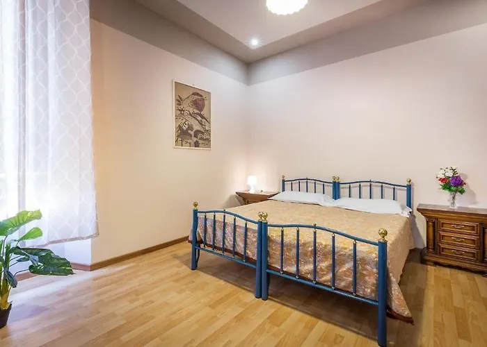 Rooms77 Centro Storico 3*