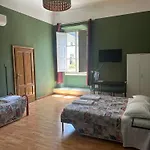 Gasthof Rooms77 Centro Storico 3*