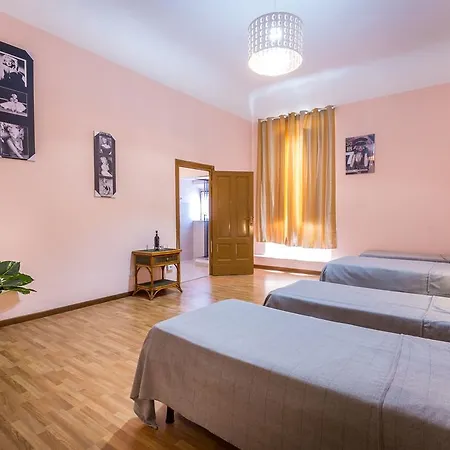 Rooms77 Centro Storico Affittacamere